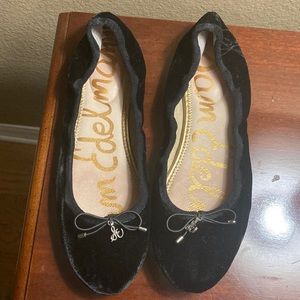 Sam Edelman black velvet ballet flats Size 8.5